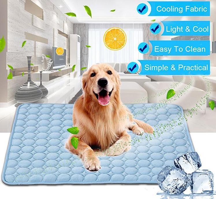 Coussin rafraîchissant en soie glacée pour chien et chat, idéal pour l'été