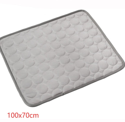 Coussin rafraîchissant en soie glacée pour chien et chat, idéal pour l'été