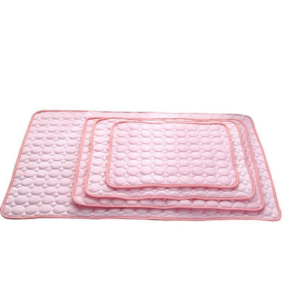 Coussin rafraîchissant en soie glacée pour chien et chat, idéal pour l'été
